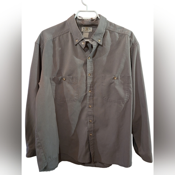 Other - 2/22$ Men's Gray Button-Up Shirt